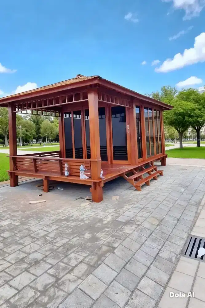 Rumah kayu dinding kaca