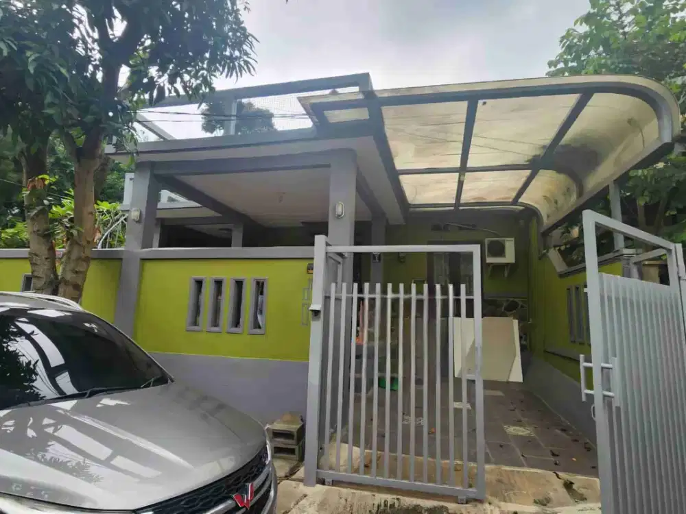 di jual rumah posisi hoek cibubur city