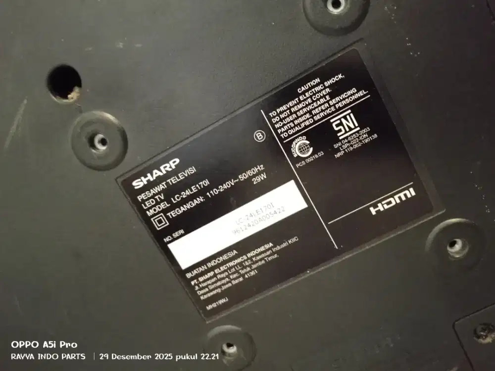 Tv Sharp 24in kondisi bagus dan hidup