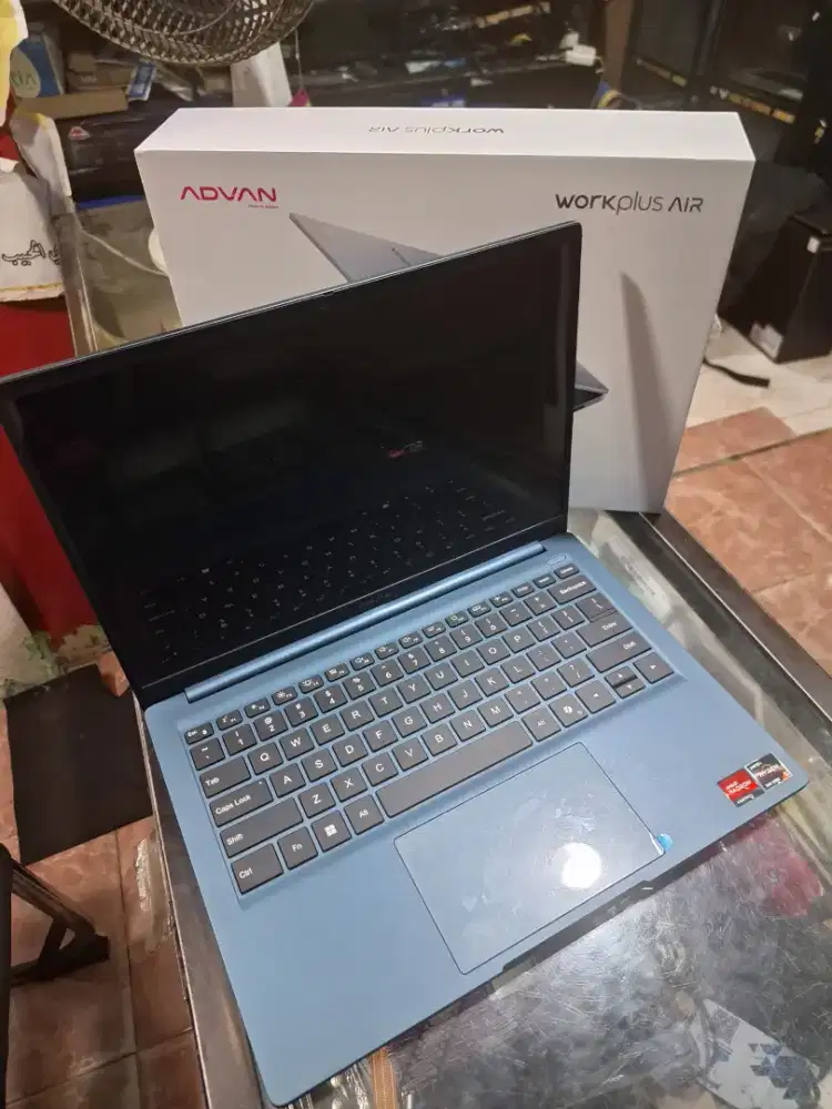 Advan Gaming OLED WorkPlus Air Ryzen Ryzen 5-7535HS 16GB VGA 2GB 2bln