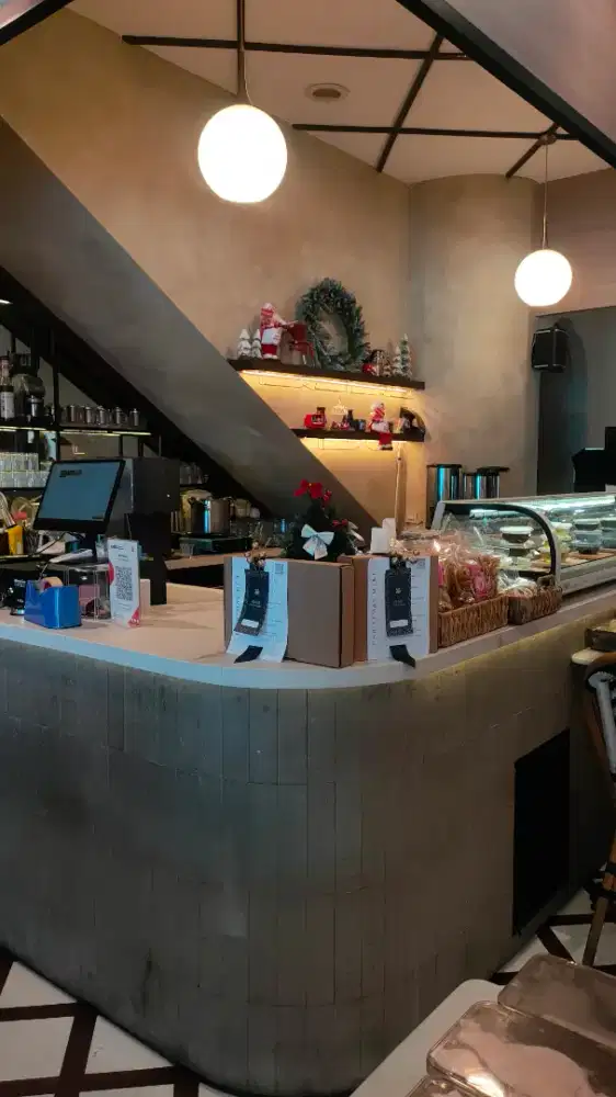 Dicari Waiters cewe/cowo