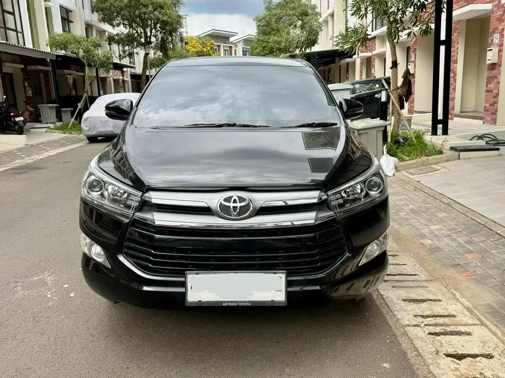Toyota Kijang Innova Reborn 2.0 V Matic Bensin Tahun 2020 Hitam