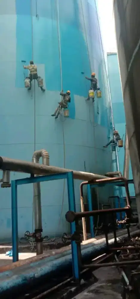 Tukang cat dan bangunan