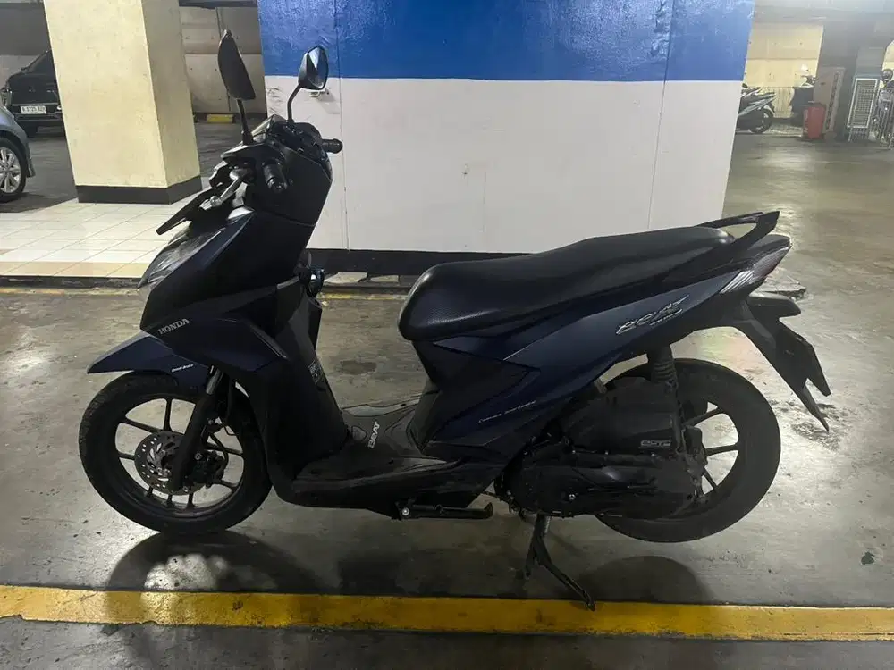 Motor Honda Beat Deluxe Matte Blue 2022