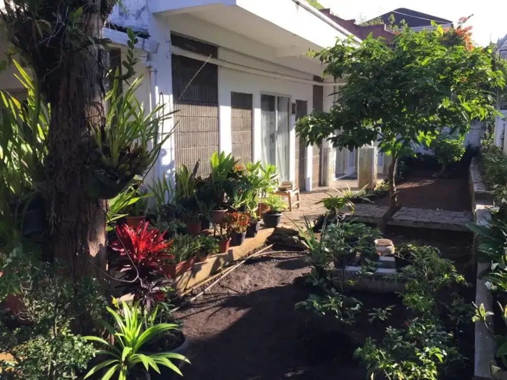 Rumah di Area Dago Cocok Untuk Hunian dan kosan dekat kampus polman Itb sheraton Bandung