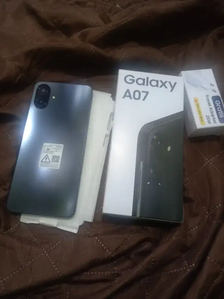 Samsung Galaxy A07 RAM 8/256GB Hitam Garansi Resmi SEIN Fullset