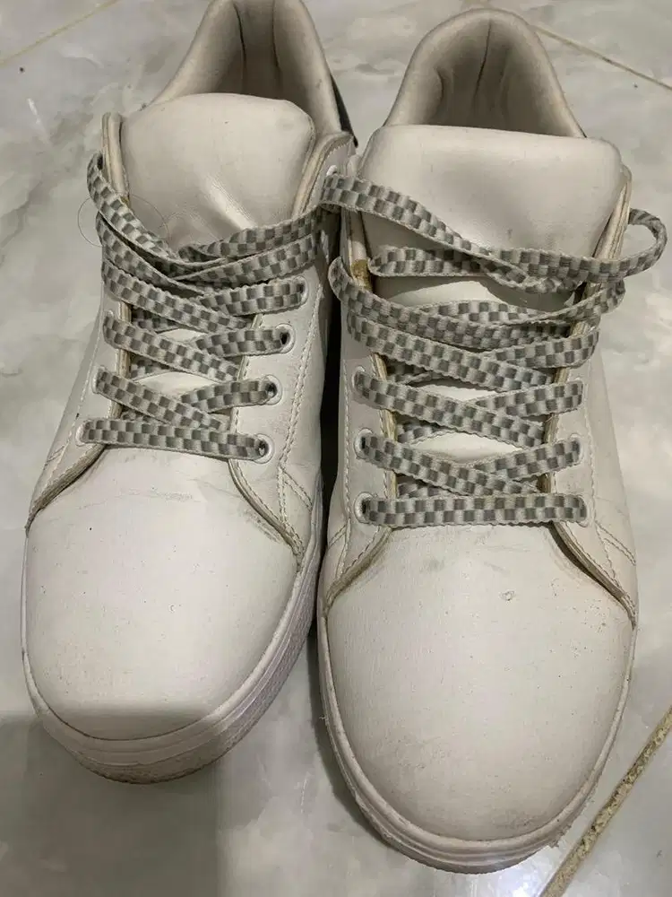 Sepatu GMX 43 (random dus) bekas