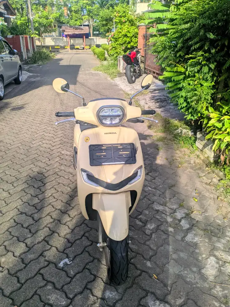 Honda Stylo 160 CBS
