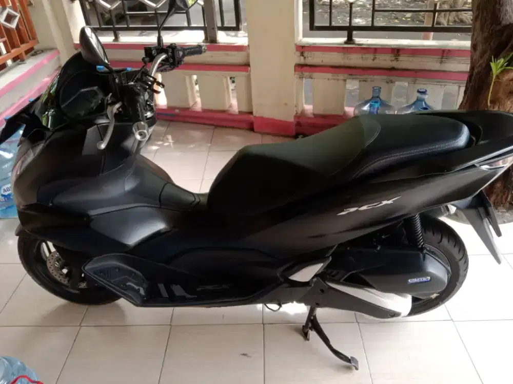 Motor Pcx 2022 lengkap Atas nama,KTP ada,pajak on