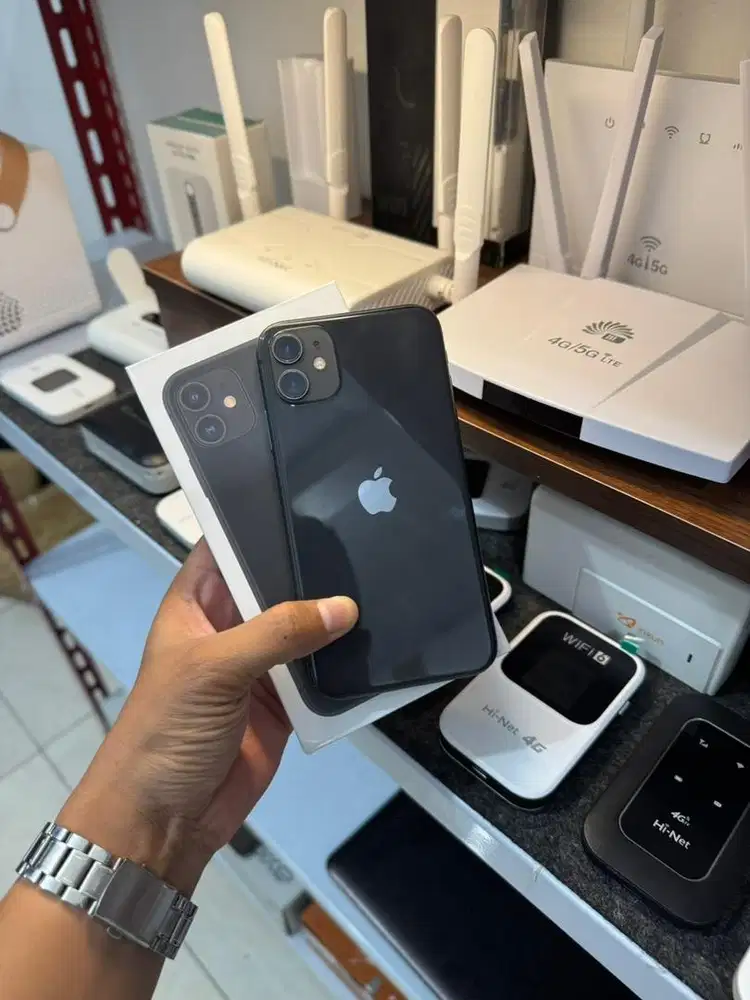 Iphone 11 64GB BH 86% Mulus Lengkap Inter All Operator