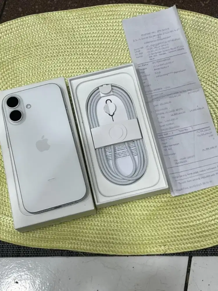 iphone 16 basic