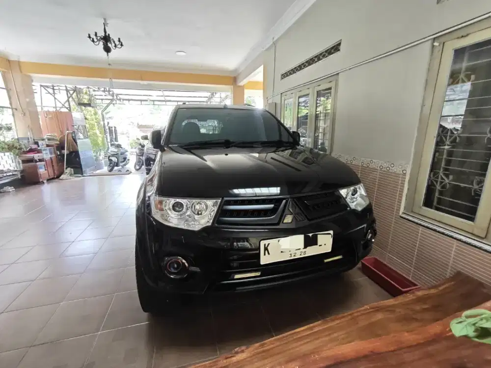 Pajero sport dakar 2013 Mulus Terawat
