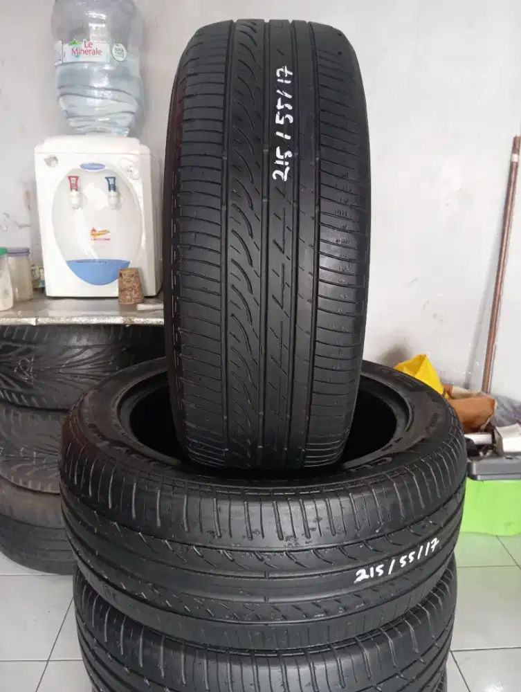 Ban Mobil Bekas Standar HRV GT Radial 215/55R17 4pcs Kondisi 80 Persen
