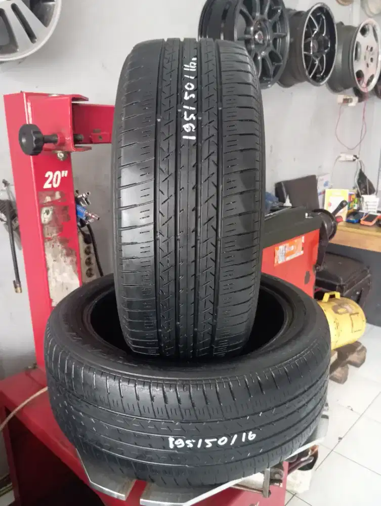 Ban Mobil Bekas Bridgestone Turanza 2pcs 195/50R16 Kondisi 80 Persen