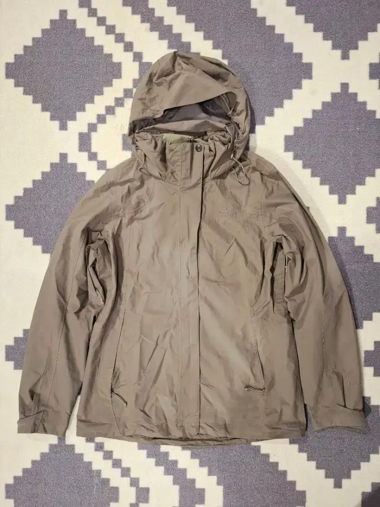 Jaket TNF Hyvent ISTIMEWA CAKEP NOMINUS