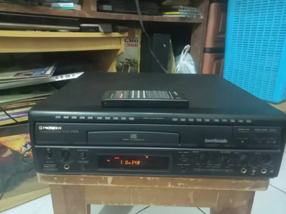 Laser disc player PIONEER seri CLD-1720K