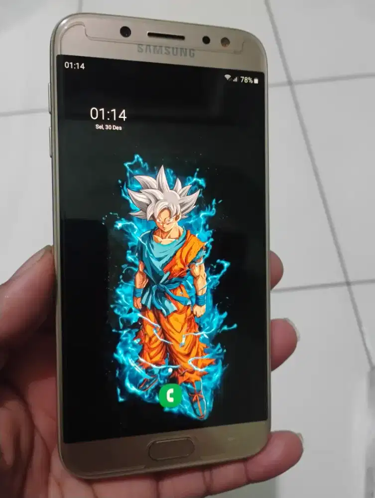 Samsung galaxy j7 pro