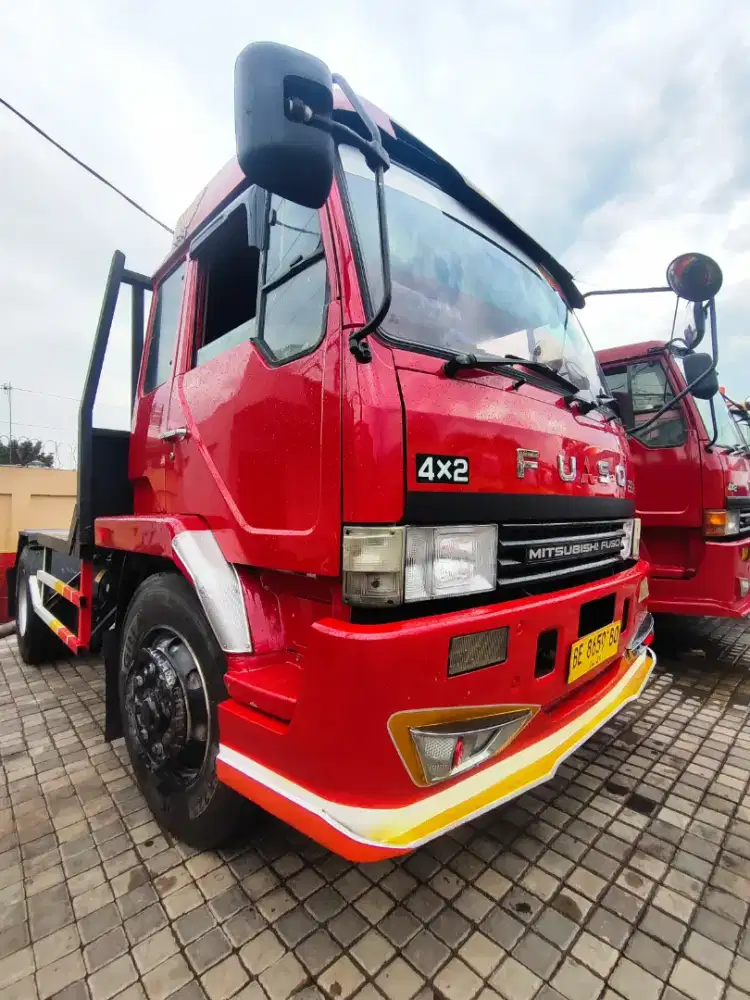 HEAD TRAILER MITSUBISHI FUSO 220 PS. ENGKEL R6 4X2, TH. 2014