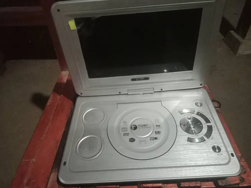 Dvd Tori layar 13 in