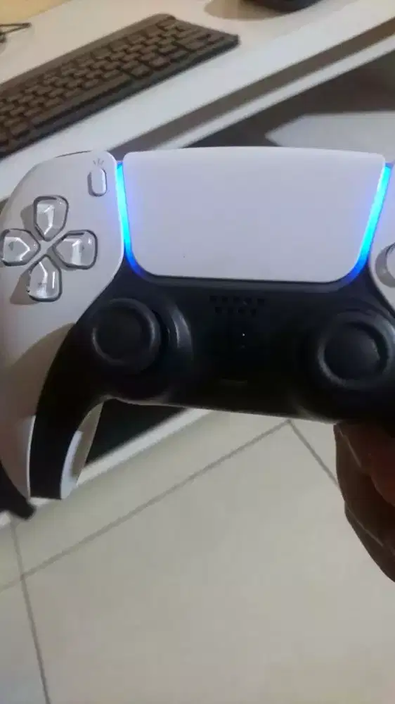 Dualsense/stik PS5 putih original mesin seken super mulus
