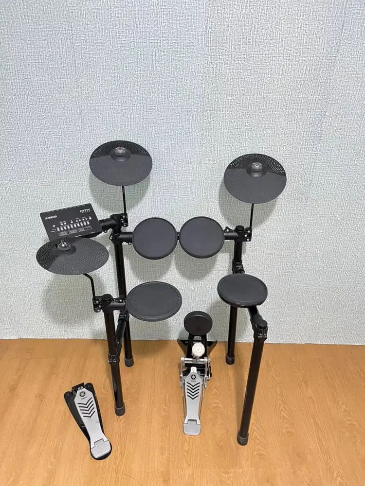 Drum electric yamaha dtx 452 like new barter tt