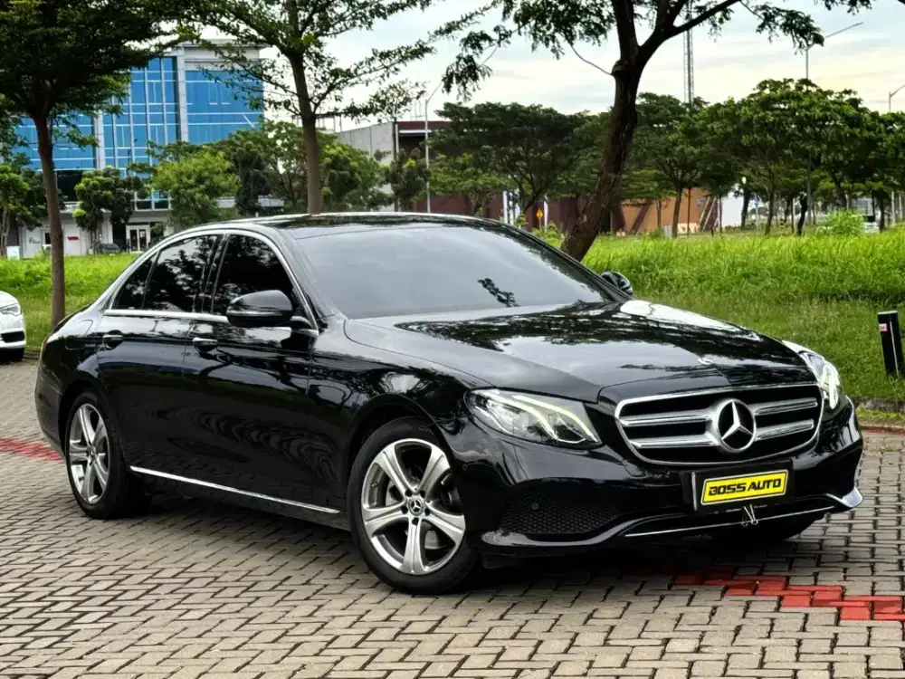 Mercedes Benz E250 Avantgarde Line 2018 Low ODO