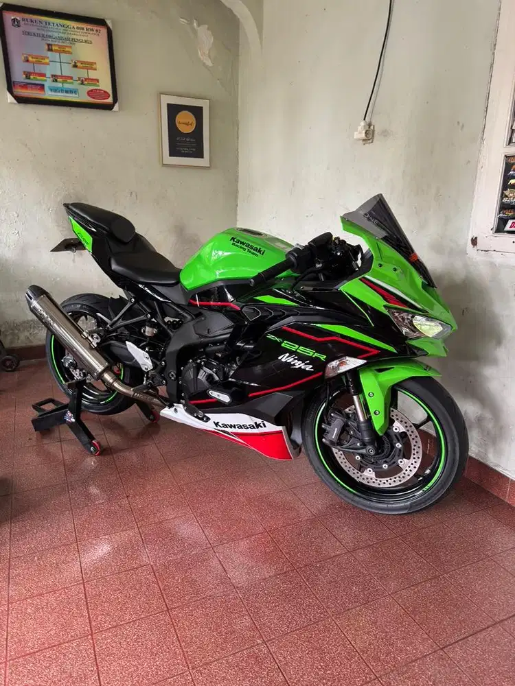 zx25r abs se qs 2022