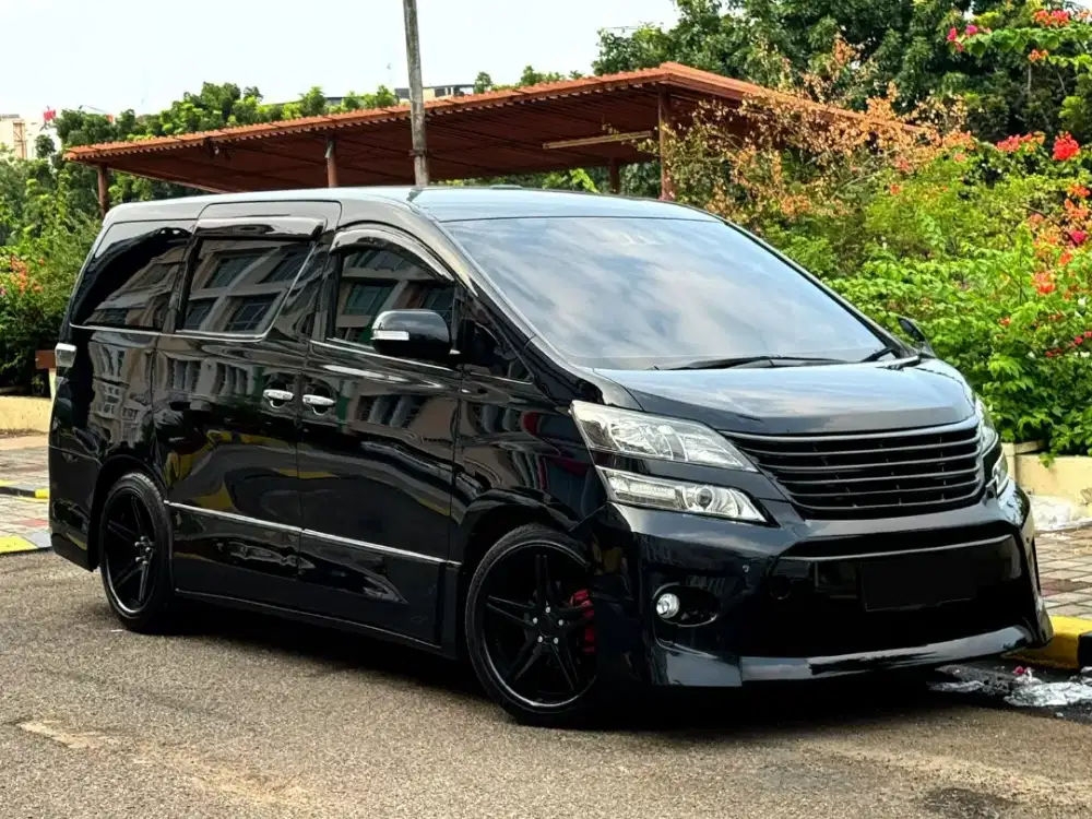 Toyota Vellfire ZG 2012 Murah