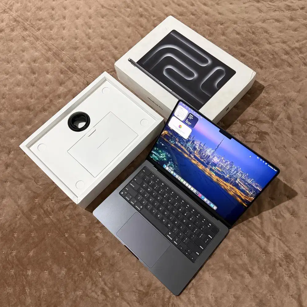 (iBox) Macbook M3 Pro 18/512 14 inch Space Black Perfect Fullset