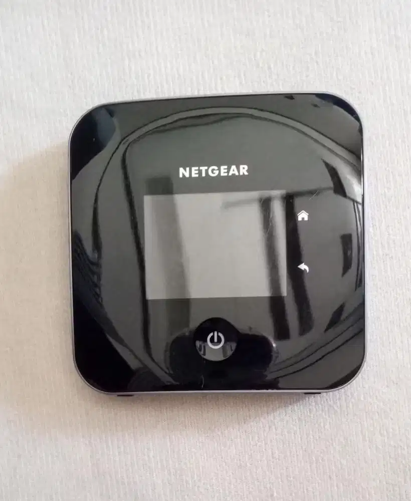 NETGEAR NIGHTHAWK M2 (MR2100) – HOTSPOT 4G SUPER NGEGAS