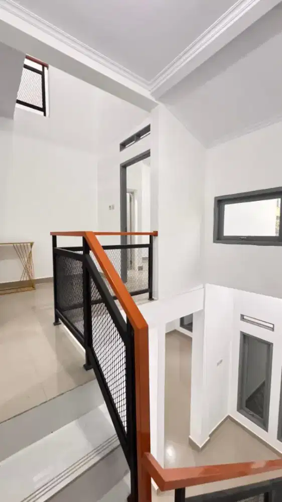 Jual Rumah Minimalis 2.5 Lt Siap Huni Pondok Ungu Permai Bekasi Kota