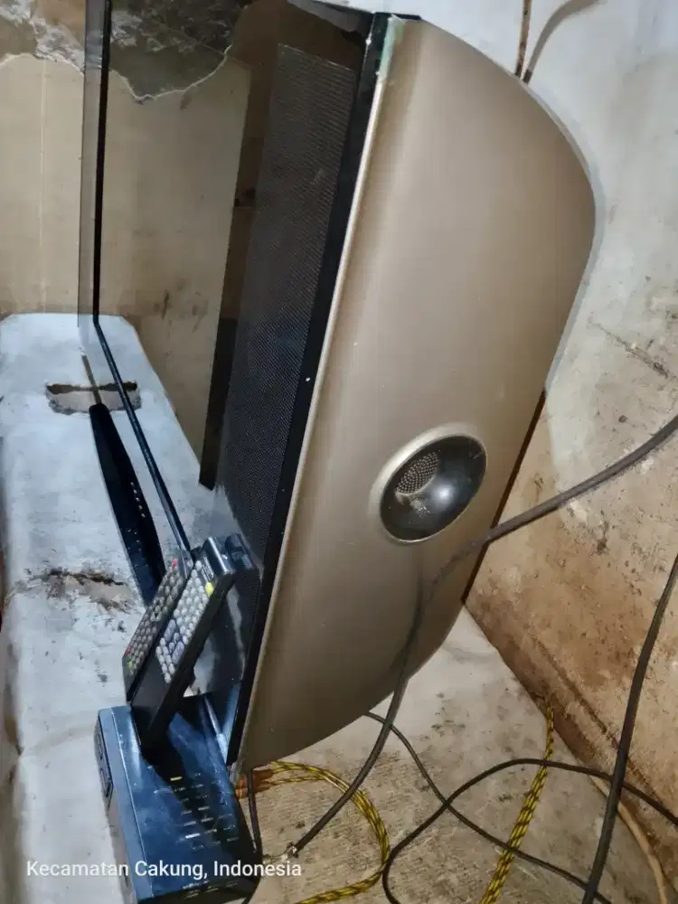 tv 29 slim + STB remot