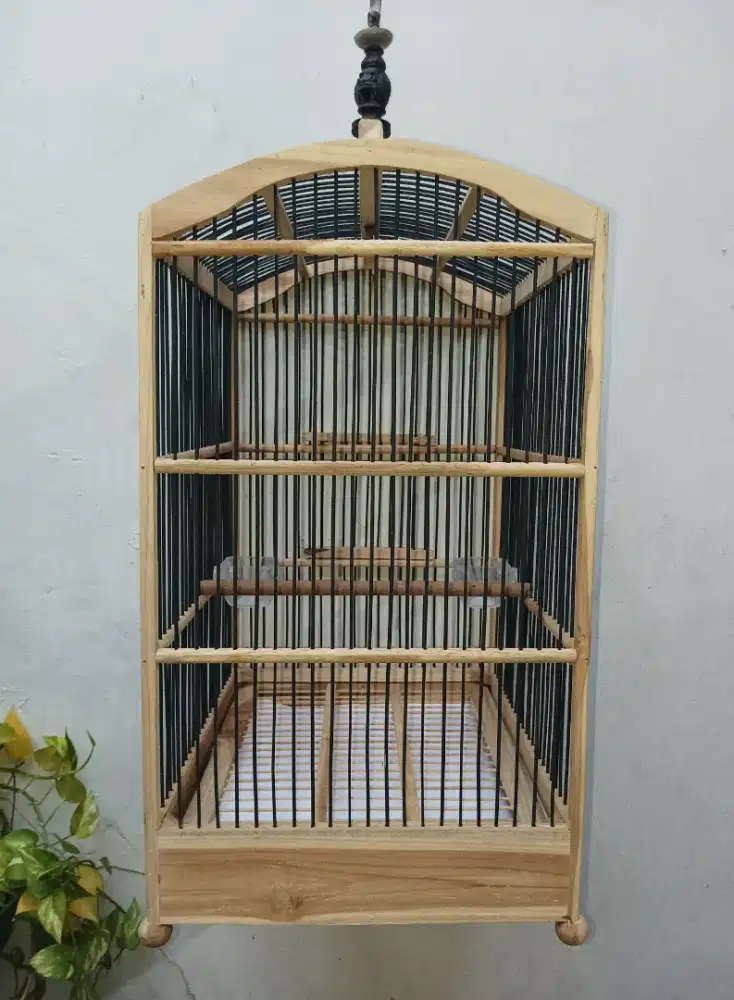 Sangkar replika mentahan