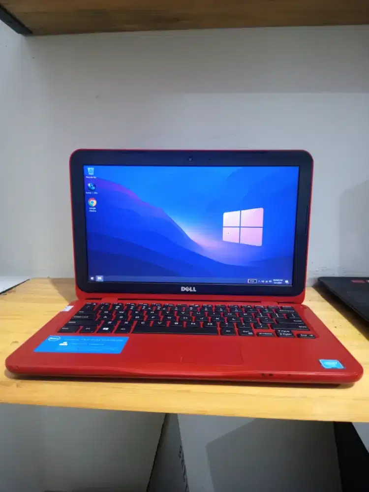 Dell Inspiron P24T Intel 3060 DDR 4GB HDD 500GB LED 12 Baterai 3 Jam