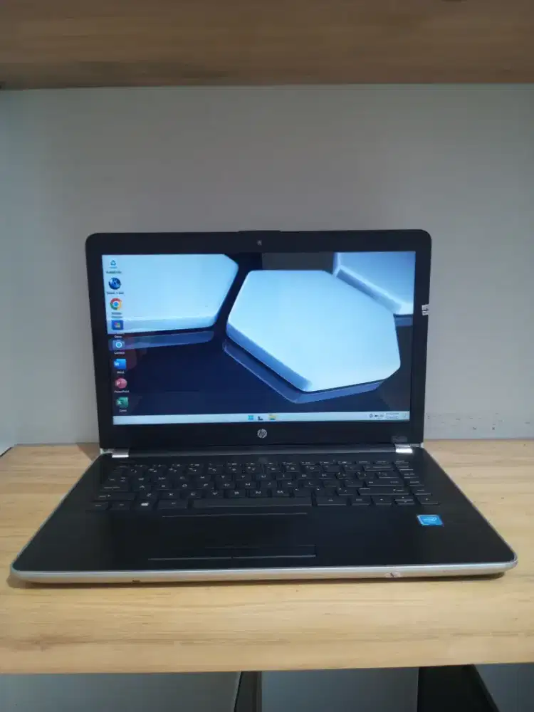 HP 14 BSxxx Silver Intel N3060 DDR 4GB Hdd 500GB 14 baterai 3 jam