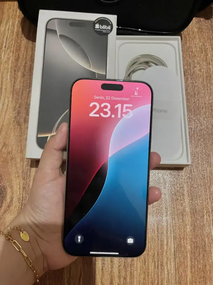 Iphone 16 promax 512gb iBox Blibli garansi on panjang Like New