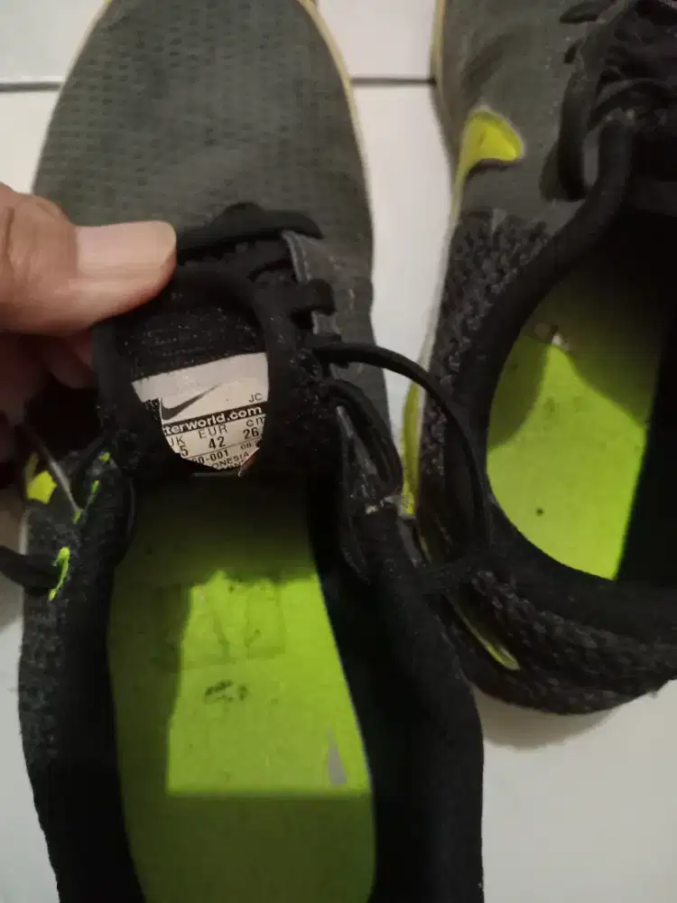 Sepatu NIKE 42 premium