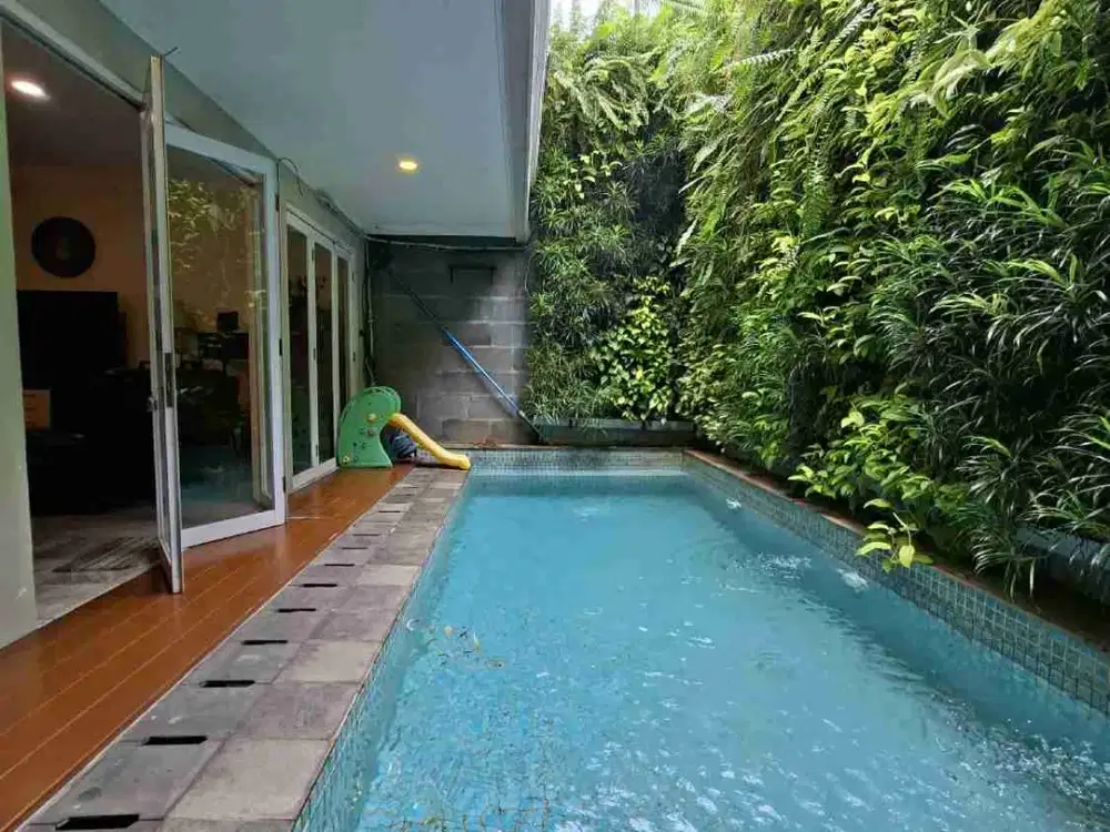 RUMAH CANTIK PRIVATE POOL DI KEBAYORAN BARU