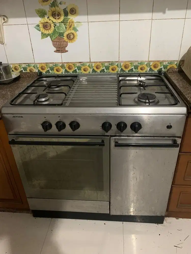 Kompor Modena Freestanding