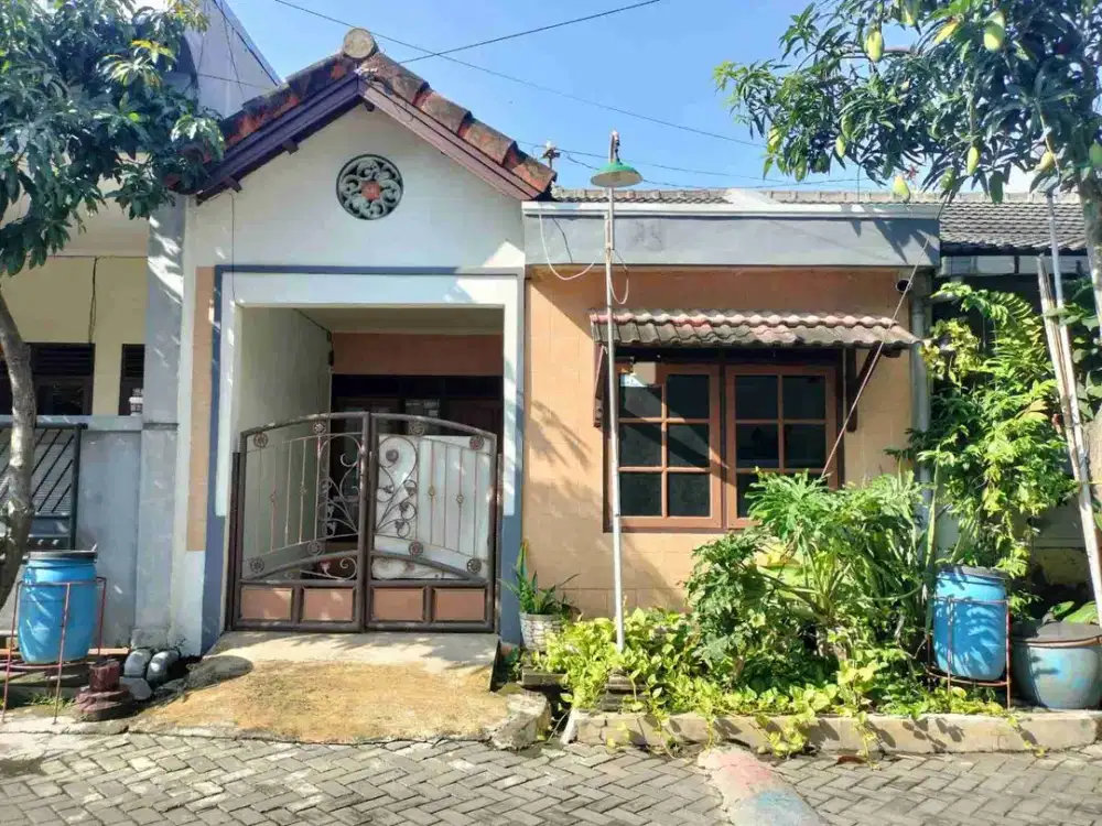RUMAH DI PERUM ARYA MUKTI PEDURUNGAN SEMARANG
