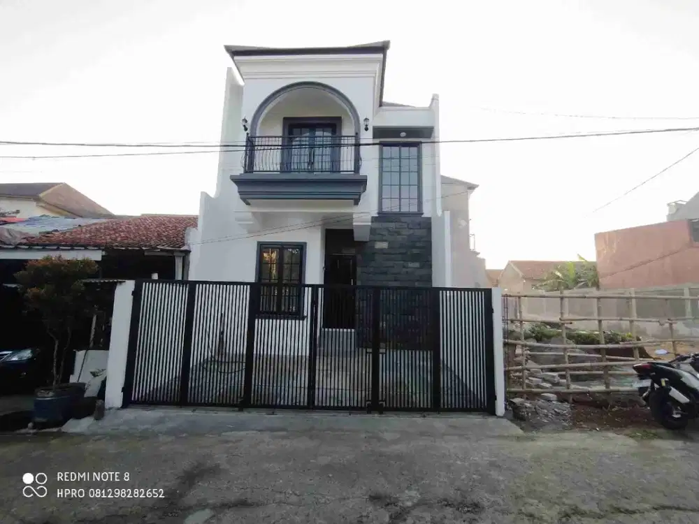 Rumah 2 Lantai Modern Classic Murah Strategis Cibinong