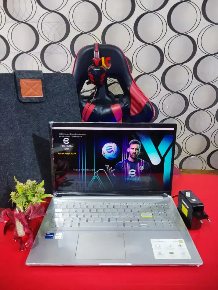 Laptop Asus Vivobook OLED Core i7 SSD 512Gb RAM 8Gb  GEN11 Body SLIM