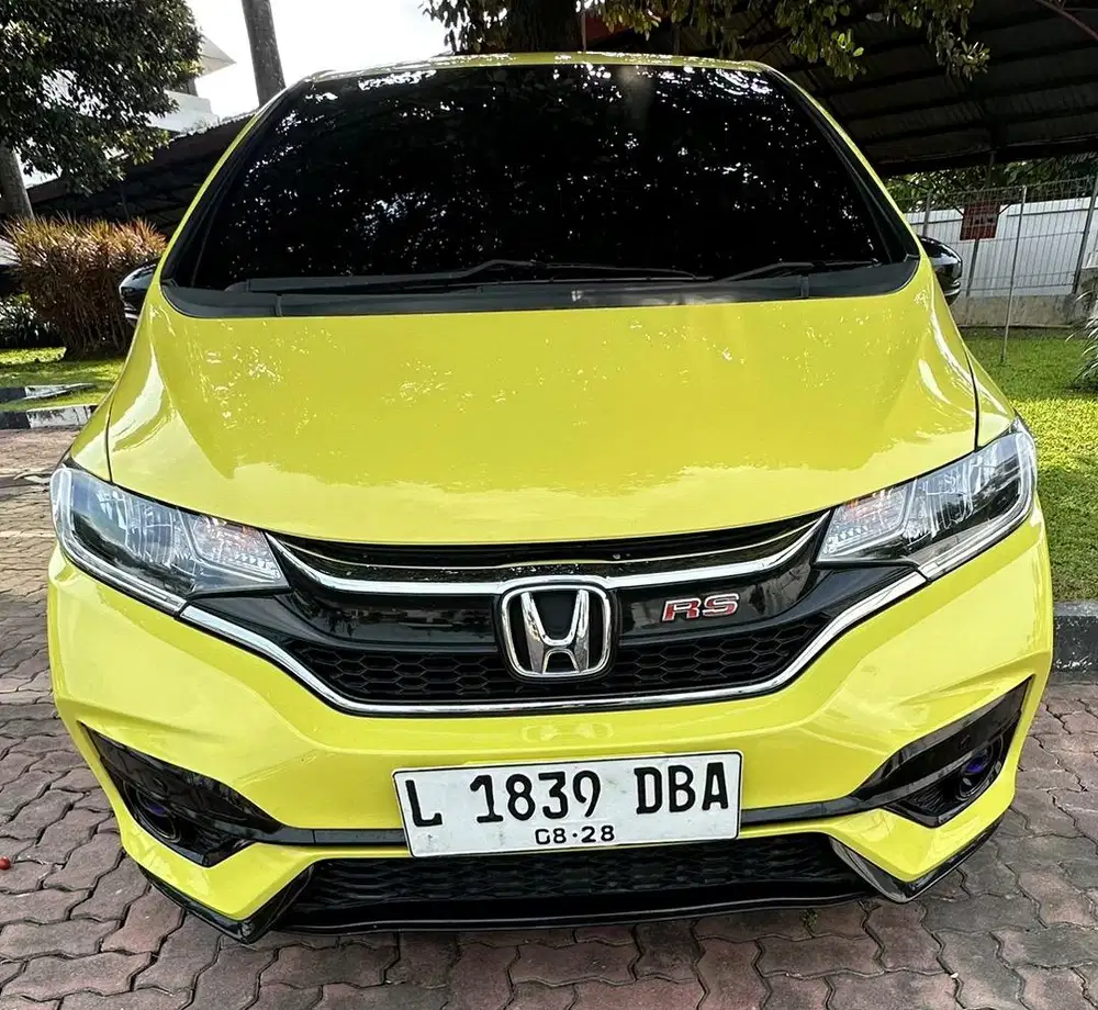 Honda Jazz RS 1.5 AT