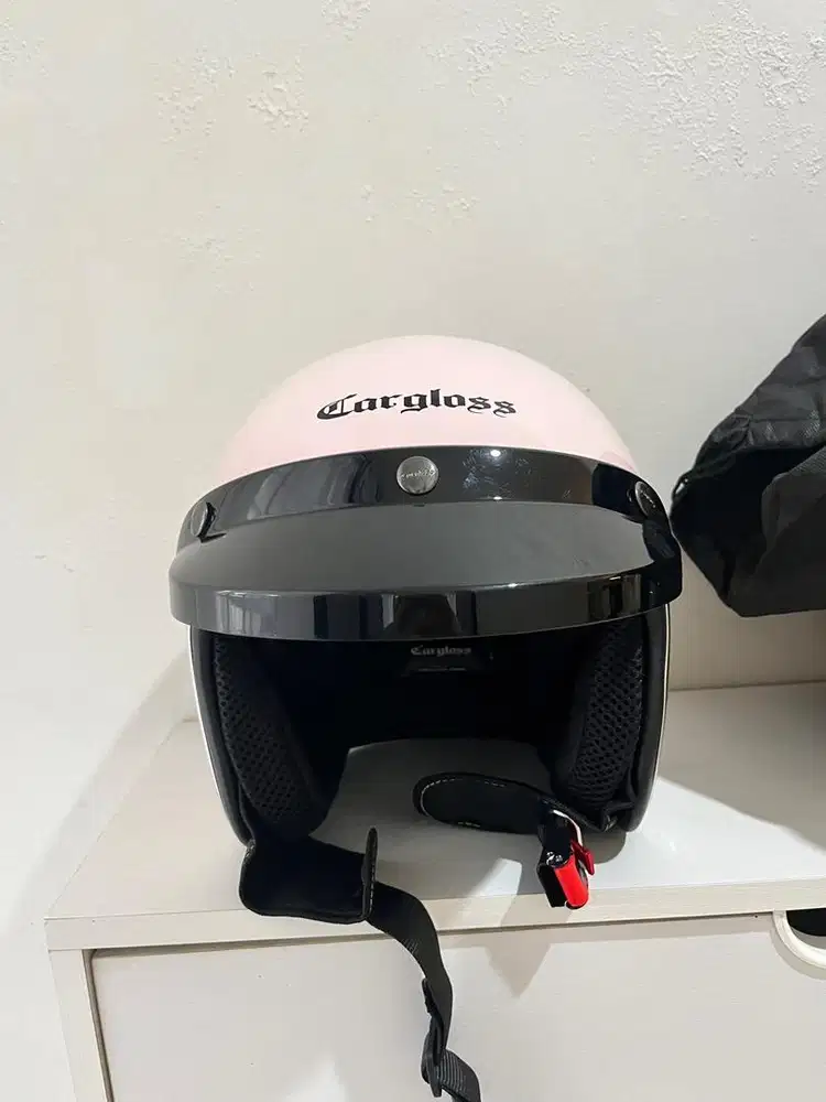 Dijual Helm Cargloss Pale Pink size L