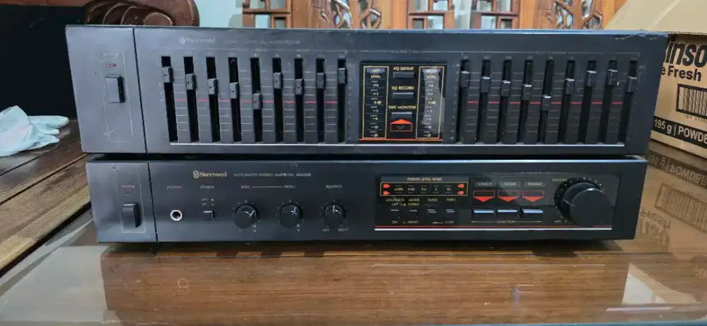 Jual set Amplifier sherwood AD220B dan Equalizer sherwood Eq460B