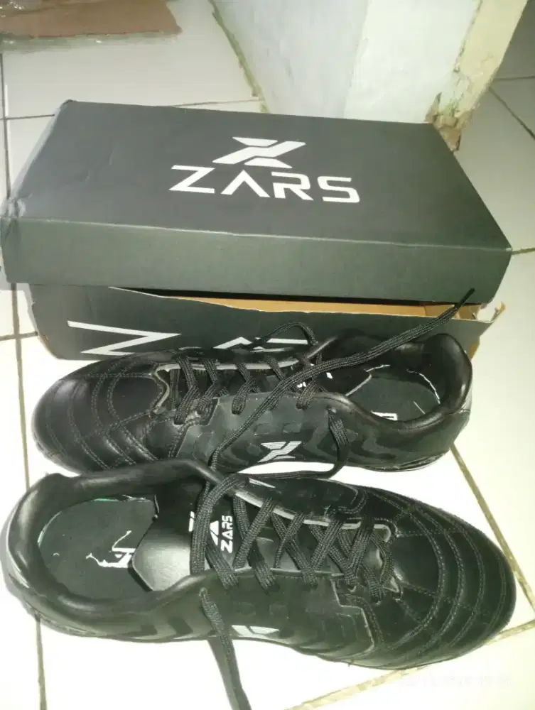 SEPATU BOLA ZARS (BEKAS 1 KALI PAKAI)