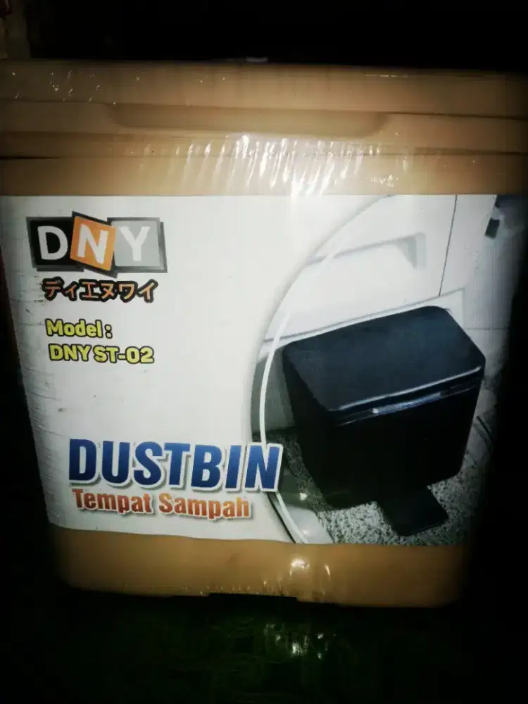 Tempat Sampah di Mobil