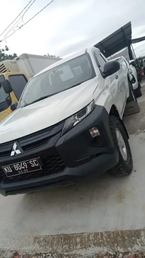 Mitsubishi Triton Singel Cabin 2022 interculer
