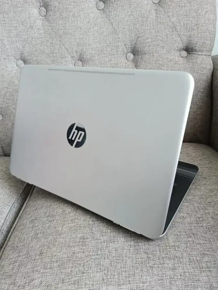 Laptop HP Pavilion Touchscreen Core i5 RAM 16GB VGA Nvidia GeForce