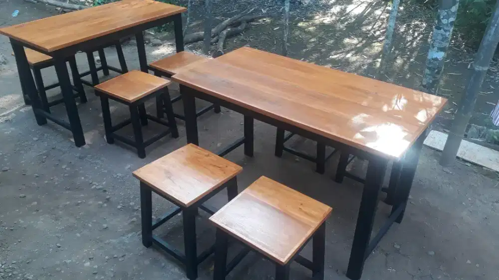 Kursi & meja set